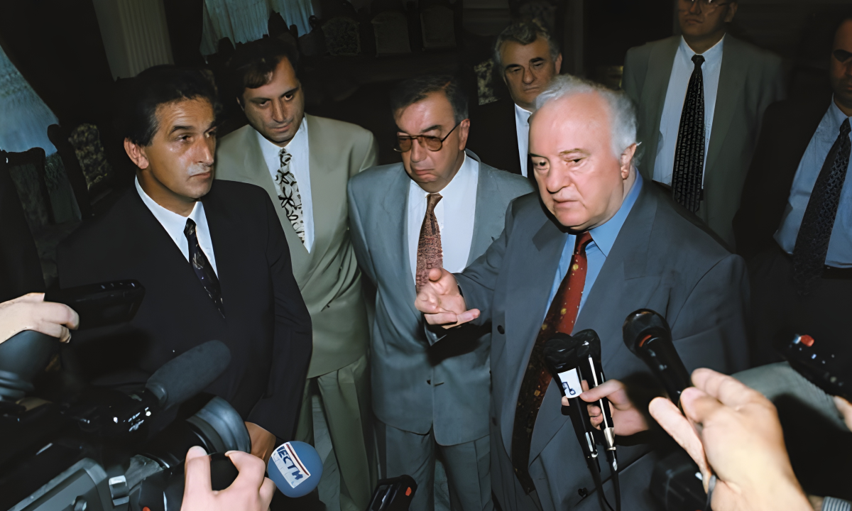 GÜRCÜ-ABHAZ SAVAŞI’NIN BAŞLANGIÇ SÜRECİNDE (1992-1993) ULUSLARARASI TOPLUMUN SİYASİ STRATEJİSİ ÜZERİNE